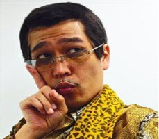 pen-pineapple-apple-pen-uzun-versiyonu-ile-karsimizda